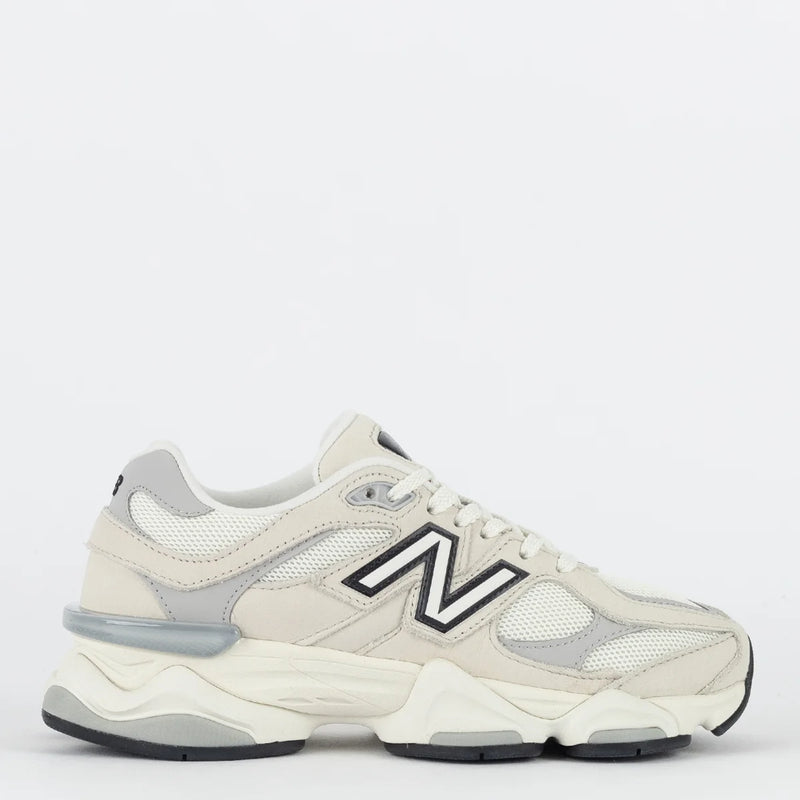 Tênis New Balance 9060 Branco Off Cinza