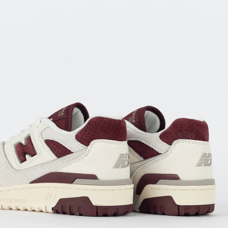 Tênis New Balance 550 Branco Bordo