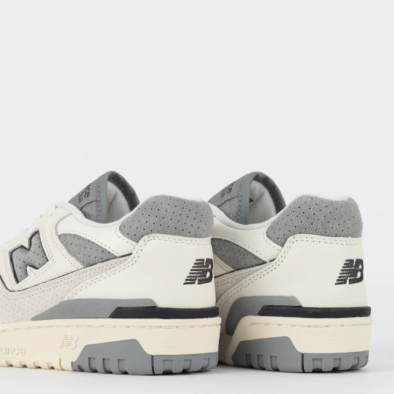 Tênis New Balance 550 Branco Cinza