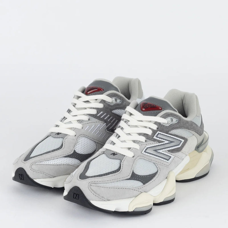 Tênis New Balance 9060 Cinza Branco
