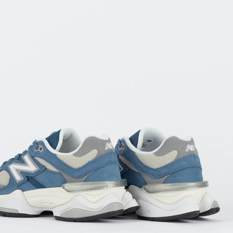 Tênis New Balance 9060 Azul