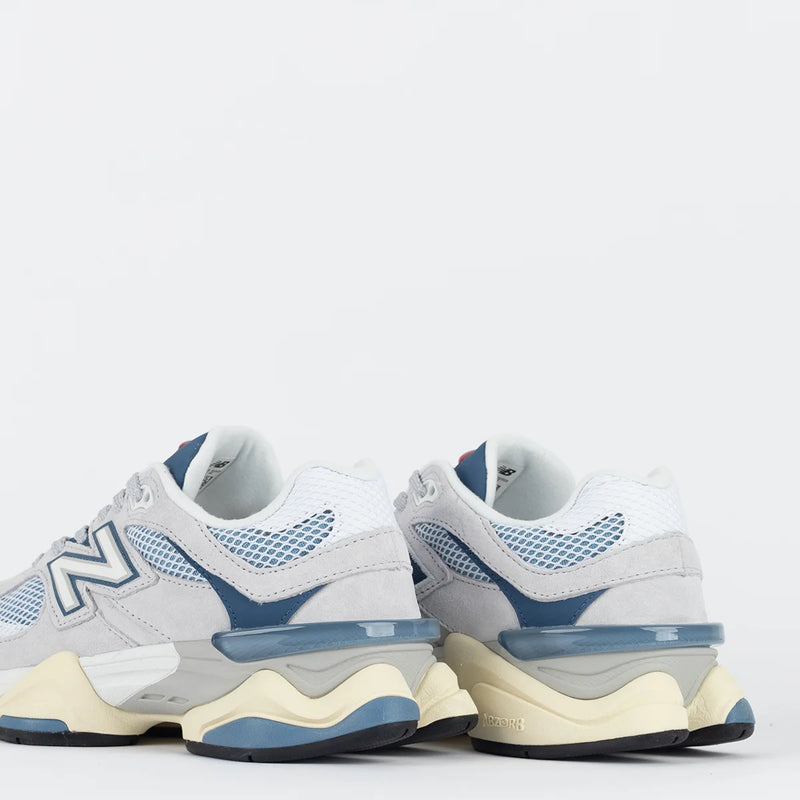 Tênis New Balance 9060 Cinza Azul Escuro