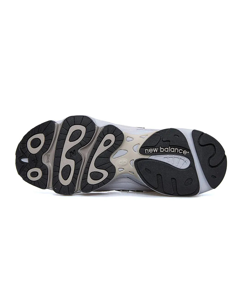 Tênis New Balance 1000